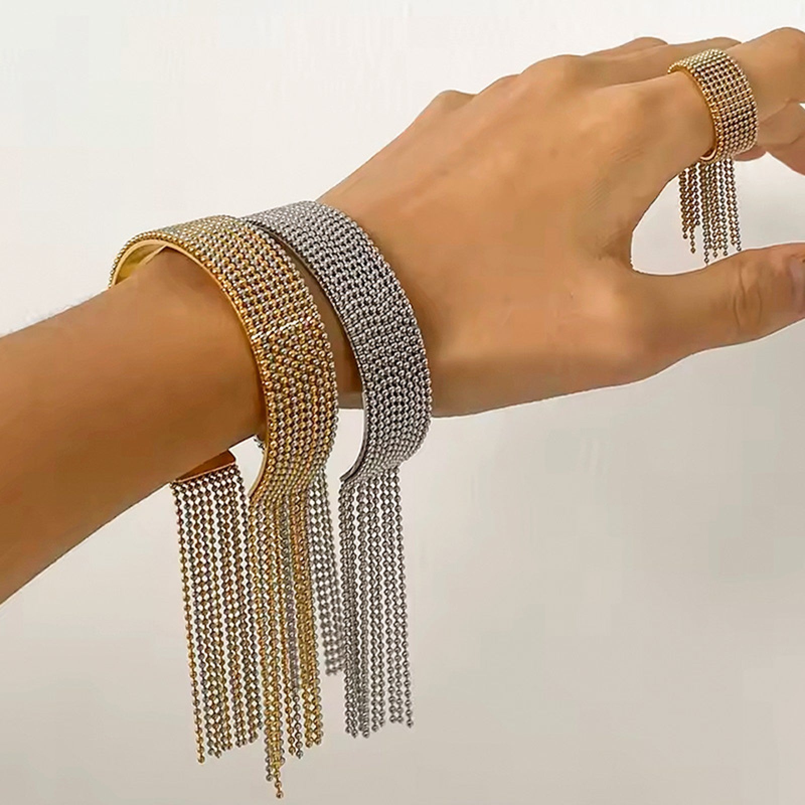 Bracciale rigido acciaio inox con fili pendenti