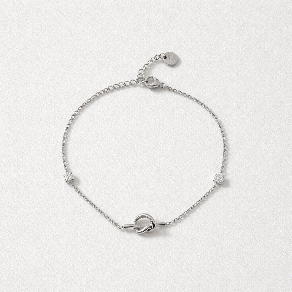 Bracciale in acciaio inox con nodino e punti luce