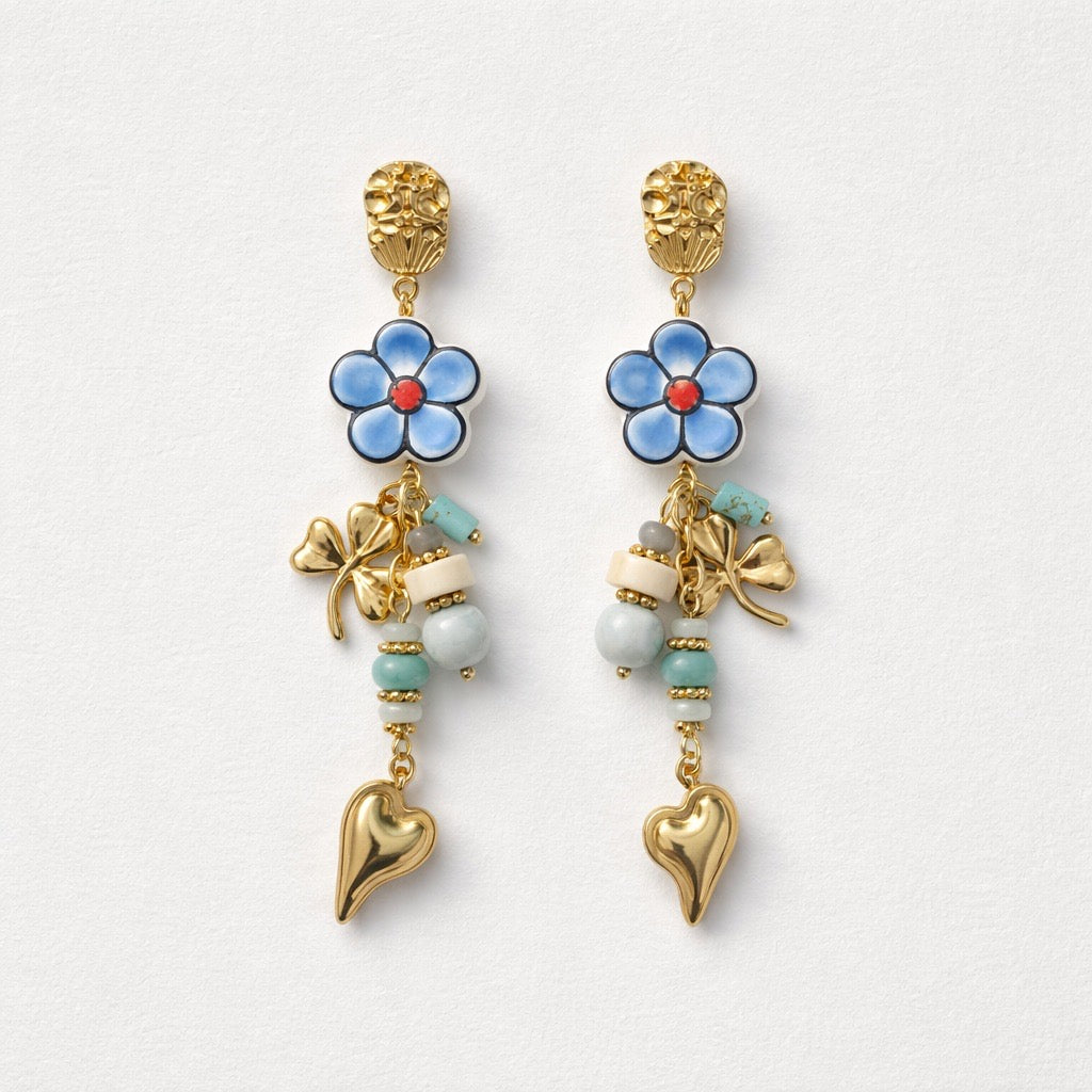 Orecchini in acciaio inox con fiore in ceramica