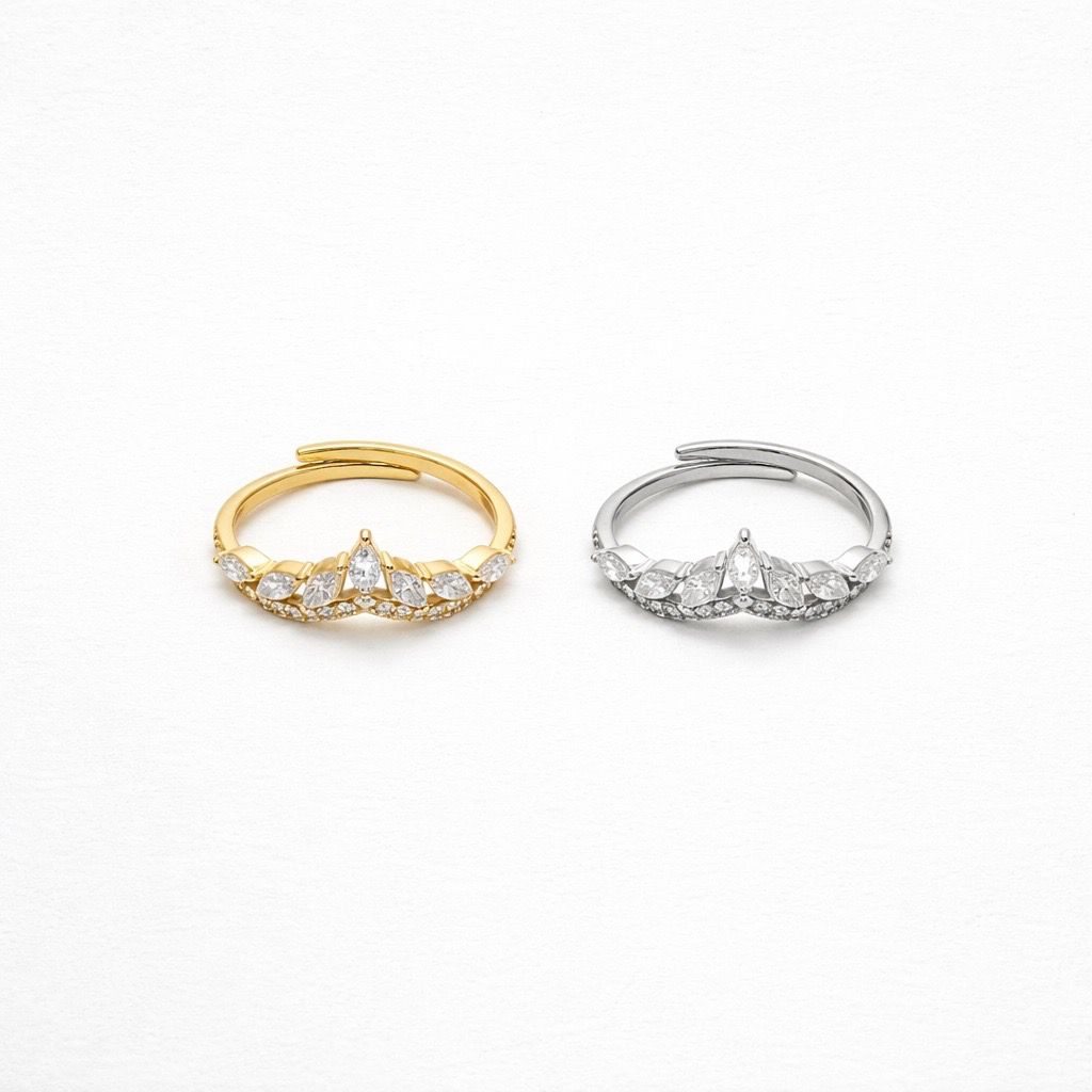 Anello in acciaio inox regolabile con punta strass